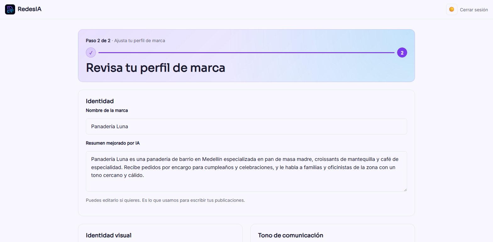 Captura de pantalla — paso 8: RedesIA genera tu perfil de marca